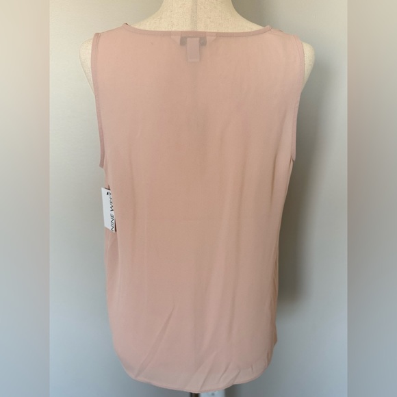 NWT | Nine West | Sleeveless Woven V-Neck Shell | Pale Pink | Medium - Picture 3 of 5